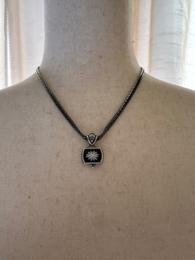 Brighton Reversible Floral Pendant Necklace Silver Tone Adjustable 1719